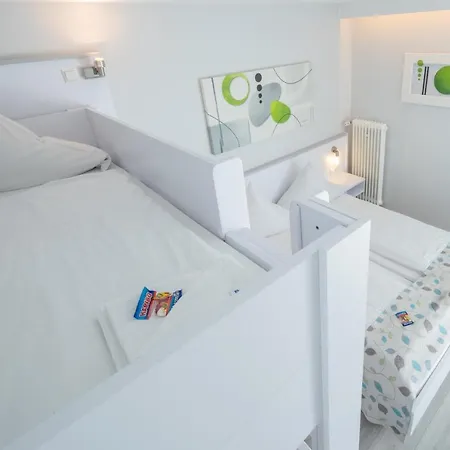 Bella Vista Hotell 3*