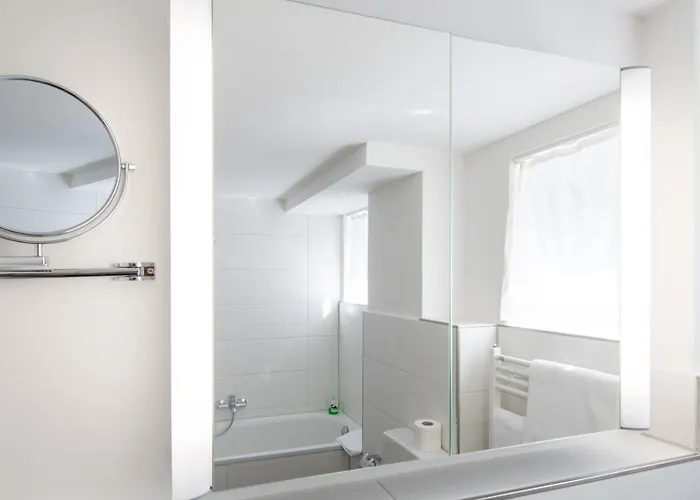 Bella Vista Hotel 3*